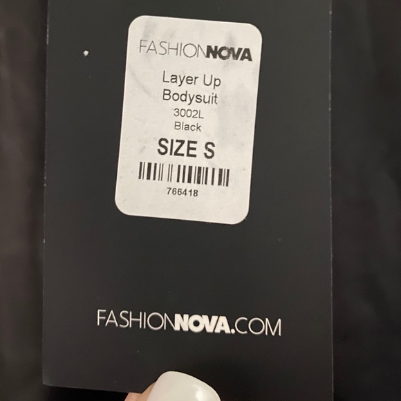 NWT 🖤 Layer Up Bodysuit - Black by Fashionova - Picture 6 of 7